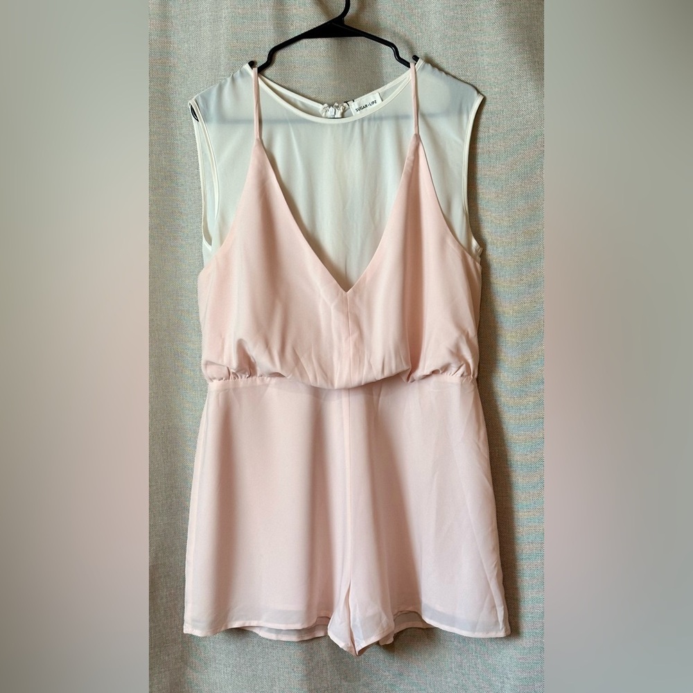 Sugar + Lips•layered one-piece romper•women’s large•baby pink w/white undershirt